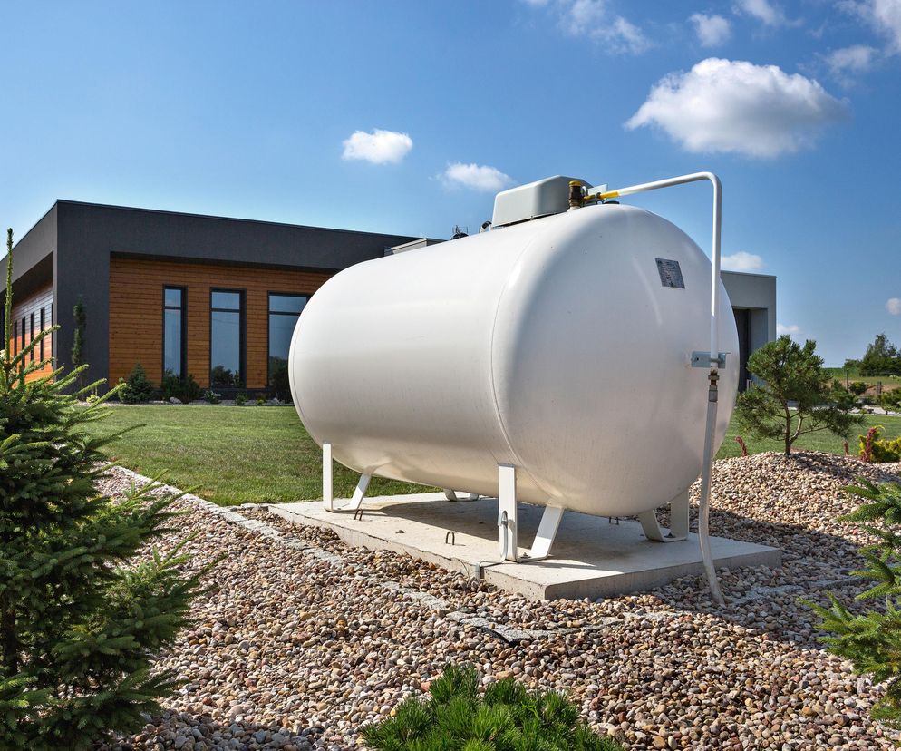 Zbiornik LPG 2700 L naziemny — instalacja BRUO